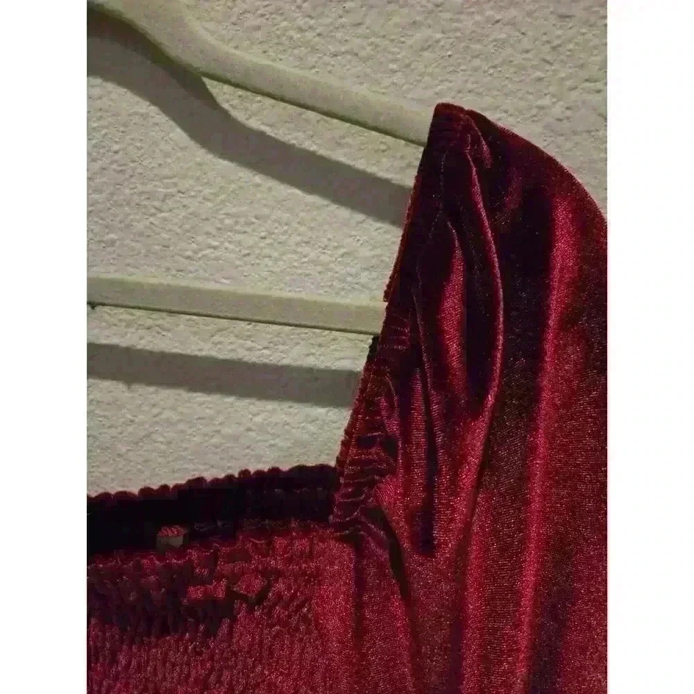 Bagatelle Women's XL Red Velvet Blouson Sleeve Crop Top Blouse - Picture 4 of 8